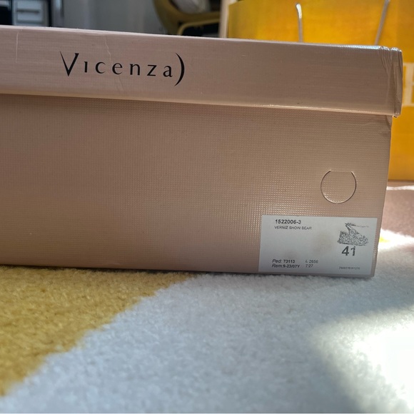 Vicenza Slingback Platform Heels - Picture 8 of 8